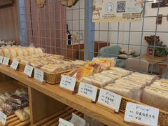-提亚烘焙·手作面包·生日蛋糕(七星店)