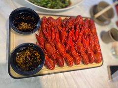 -肥肥虾庄·金牌油焖大虾(沙湖店)