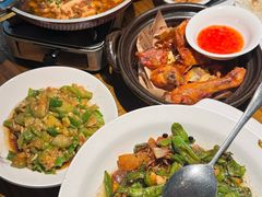 -爱碗亭·鲜炒湖南菜(壹城中心店)