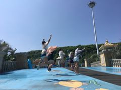 -平湖九龙山乐满地水上乐园