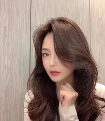 -东方美妍小鹏造型