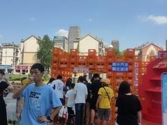 -万达广场(南昌红谷滩店)