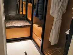 -青岛海尔洲际酒店