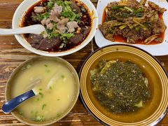 -朱大嘴肥肠血旺(福字街店)
