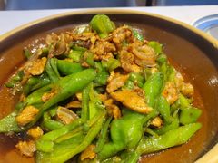辣椒炒肉-俏湘厨•地道湘菜(建华南路店)