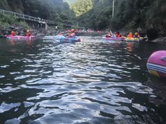 -安吉龙王山峡谷漂流