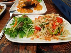 -Show Neua Thai Street Food
