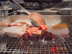 -肉甲韩国木炭烤肉(新壹街1店)
