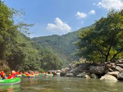 -雅鲁激流探险漂流