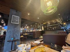 -Carbon莫卡哆·意大利复古集市餐厅(杭州大厦店)