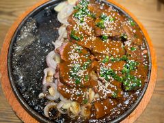 -蜜桃餐厅·伴山(湖滨商业街店)