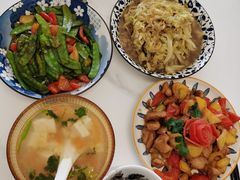 -天鹅到家·保姆月嫂育儿嫂(总店)