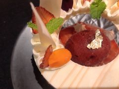 草莓奶冻-AZUL by FUEL蓝色·法式酒馆(琶醍店)