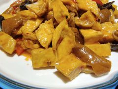 肥肠烧豆腐-榆味拼三鲜(怀德路店)