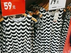 -优衣库(广州番禺万达广场店)