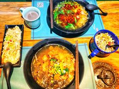 -八月美食小馆(银泰城总店)