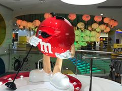 -m豆巧克力世界(上海世茂广场店)