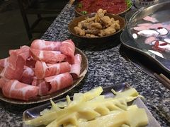 -佬革命主题火锅(玉沙路店)