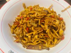 -富正毅三下锅·湘西韵味(天门山索道店)