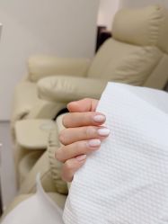 -UU·NAIL美甲美睫專門店