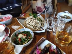 -毛辣果·贵州红酸汤牛肉火锅(西单店)