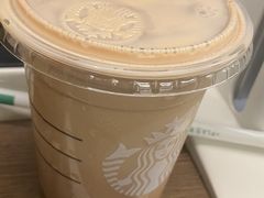 -星巴克(青岛火车北站候车大厅店)