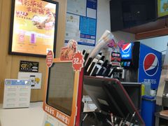 -华莱士·炸鸡汉堡(西中市店)