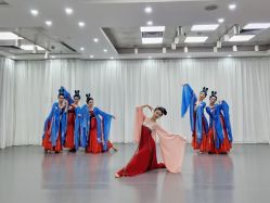 -深舞形体民族舞蹈工作室