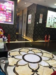 -莎蔓莉莎美容会所