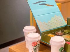 -星巴克臻选(南京金茂览秀城店)