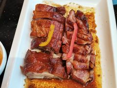 烧腊双拼-玉兰苑一等茶餐厅