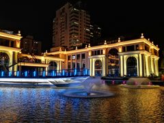 -亮马河大厦停车场