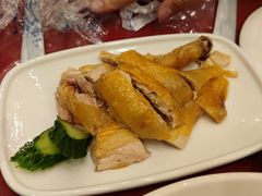 -侬佳蒸菜馆(听潮店)