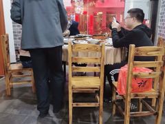 大堂-临街徽菜馆·正宗黄山味