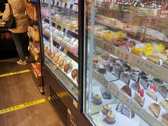 面包甜点陈列柜-多乐之日(华贸天地店)