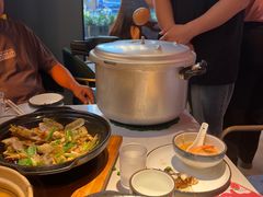 -蚝堡海鲜·威海菜·海肠捞饭·烧烤·亚洲吃蚝公司(幸福门店)