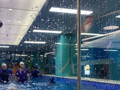 -Swim斯卫姆国际儿童游泳中心(红博中央公园店)