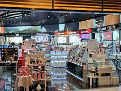 -胖东来生活广场(健康路店)