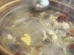 -广味炭炉鸡煲(宝业路分店)