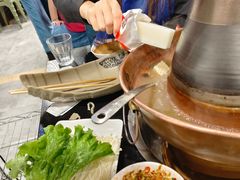 -楼外楼大刀肉传统火锅居(幸福街店)