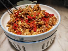 -偶屋里钵少爷(时代广场店)