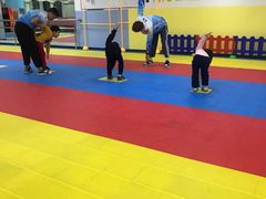 -米高轮滑·自由式轮滑·速桩·滑板(锦辉店)