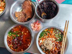 -老五鸡丝豆花面粉(瑞金北路68号院店)