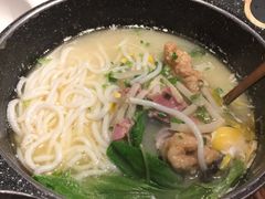 云南过桥米线-云海肴云南菜(正大广场店)