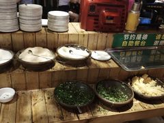 自助调料区-渝厨生态火锅(合川区府店)