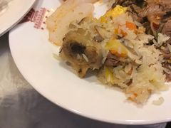 -丝路天山酒店(国际大巴扎店)