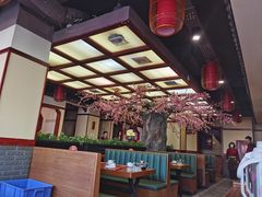 -八大碗·地道东北菜(中街店)