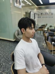 -藤野造型烫发染发