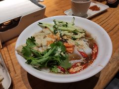 经典带汤凉皮子-木屋烧烤(岗顶二店)
