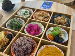 -轻蔬不用等·素食(江苏路店)